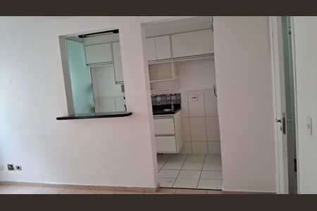 Sala de apartamento para alugar com 2 quartos, 47m² em Parque Esmeralda, São Paulo