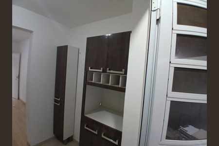 Casa de Condomínio para alugar com 2 quartos, 58m² em Aguassai, Cotia