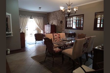 Casa à venda com 3 quartos, 281m² em Jardim Sao Carlos, Campinas