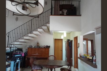 Casa à venda com 4 quartos, 250m² em Chácara Belvedere, Campinas