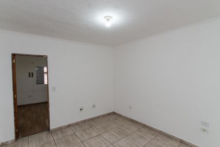 Sala de casa à venda com 3 quartos, 150m² em Vila Nivi, São Paulo