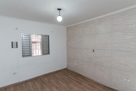 Quarto de casa à venda com 3 quartos, 150m² em Vila Nivi, São Paulo