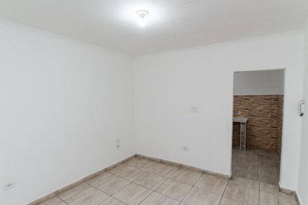 Sala de casa à venda com 3 quartos, 150m² em Vila Nivi, São Paulo