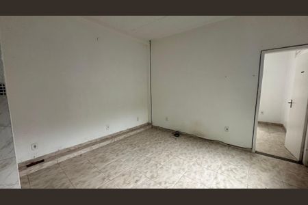 Sala de kitnet/studio para alugar com 2 quartos, 80m² em Vargem Grande, Rio de Janeiro