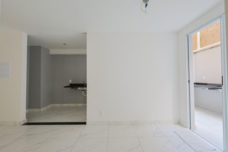 Sala de apartamento para alugar com 2 quartos, 80m² em Boa Vista, Belo Horizonte