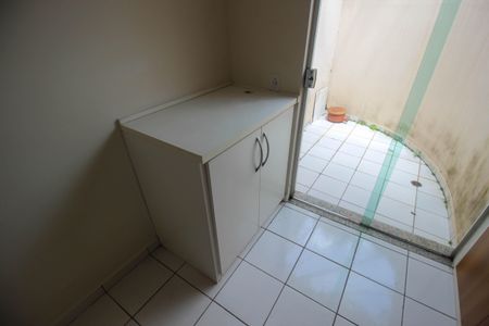 Casa de Condomínio para alugar com 3 quartos, 79m² em Além Ponte, Sorocaba