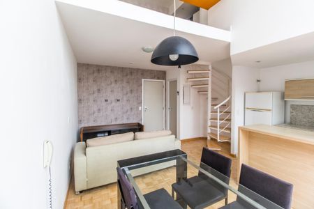 Sala de apartamento para alugar com 1 quarto, 55m² em A Industrial, Barueri