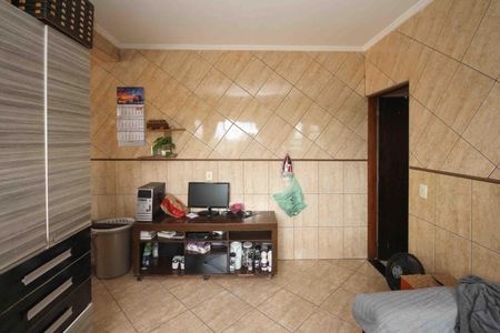 Sala de casa à venda com 1 quarto, 200m² em Jardim Dona Sinha, São Paulo