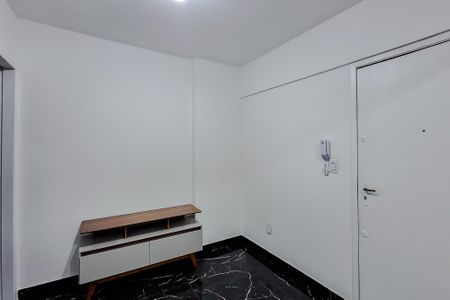 Sala de kitnet/studio para alugar com 1 quarto, 23m² em Sé, São Paulo
