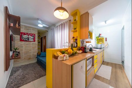 Sala de apartamento à venda com 2 quartos, 129m² em Vila Helena, Santo André