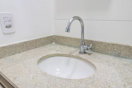 Banheiro de apartamento para alugar com 1 quarto, 46m² em Vila Militar, Barueri