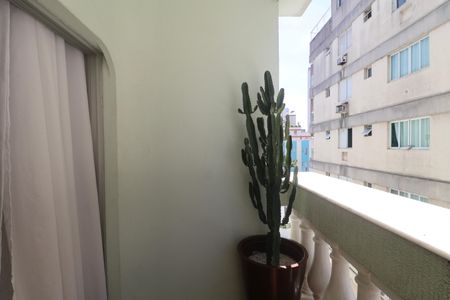 Varanda de apartamento para alugar com 2 quartos, 80m² em Jardim Praiano, Guarujá