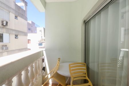 Varanda de apartamento para alugar com 2 quartos, 80m² em Jardim Praiano, Guarujá