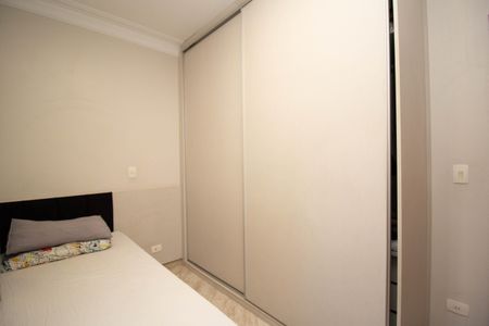 Quarto 1 de casa para alugar com 5 quartos, 180m² em Parque Monteiro Soares, São Paulo