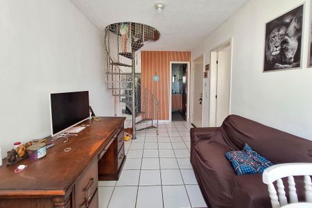 Sala de apartamento à venda com 2 quartos, 110m² em Rio do Ouro, Niterói