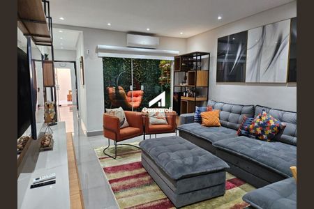 Casa à venda com 3 quartos, 104m² em Vila Santa Isabel, São Paulo
