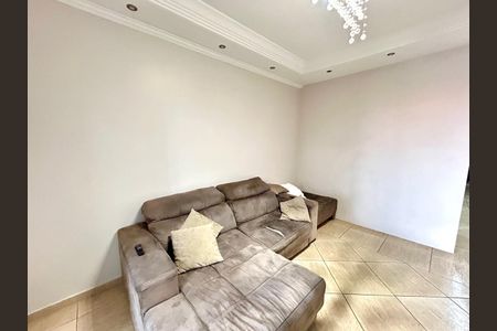 Sala 1 de casa à venda com 4 quartos, 240m² em Jardim Sao Francisco, Guarulhos