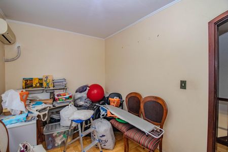 Casa para alugar com 4 quartos, 240m² em Santa Cecília, Porto Alegre