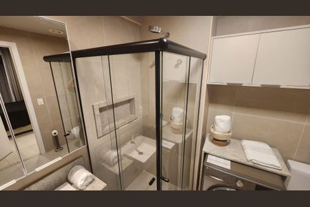 Banheiro de apartamento para alugar com 1 quarto, 50m² em Ondina, Salvador