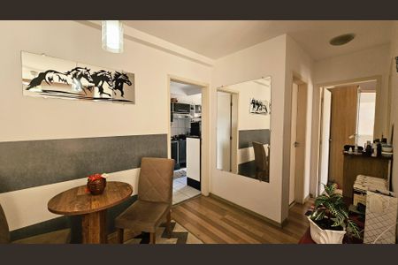 Sala de apartamento para alugar com 2 quartos, 54m² em Vila Nova Esperia, Jundiaí