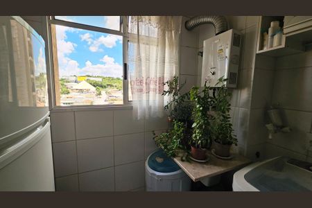 Cozinha e Área de Serviço de apartamento para alugar com 2 quartos, 54m² em Vila Nova Esperia, Jundiaí