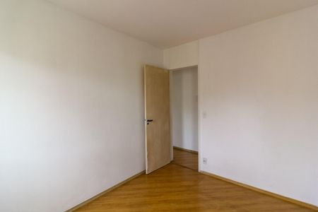 Quarto 1 de apartamento para alugar com 2 quartos, 49m² em Vila Arriete, São Paulo