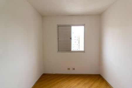 Quarto 1 de apartamento para alugar com 2 quartos, 49m² em Vila Arriete, São Paulo