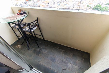 Sacada de apartamento à venda com 2 quartos, 55m² em Jardim Itapemirim, São Paulo