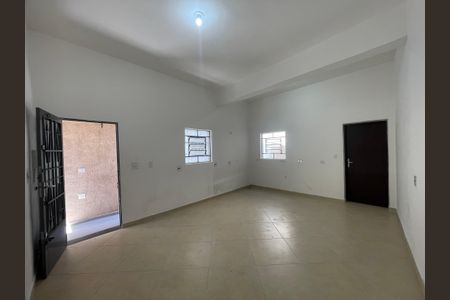 Sala quarto de kitnet/studio para alugar com 1 quarto, 28m² em Jardim Rosa de Franca, Guarulhos