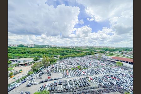 Vista de apartamento à venda com 2 quartos, 47m² em Piratininga, Osasco