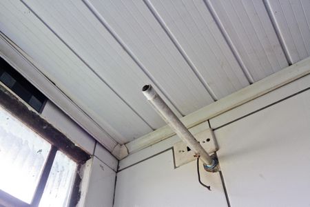 Banheiro de kitnet/studio para alugar com 1 quarto, 17m² em Vila Boaçava, São Paulo