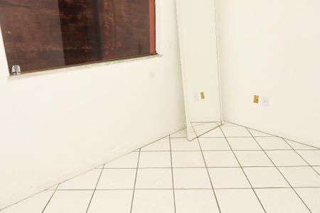 Quarto 2 de apartamento para alugar com 2 quartos, 85m² em Jardim Placaford, Salvador