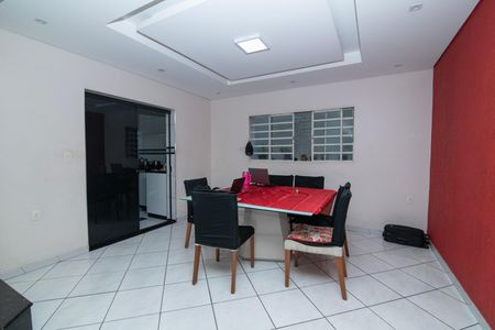 Sala de casa para alugar com 3 quartos, 250m² em Jardim Rosolem, Hortolândia