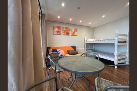 Sala de apartamento para alugar com 1 quarto, 48m² em Santo Antonio de Lisboa, Florianópolis