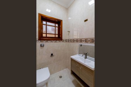 Lavabo de casa para alugar com 3 quartos, 211m² em Jardim Santa Mena, Guarulhos