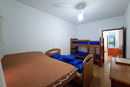 Quarto de casa para alugar com 2 quartos, 200m² em Guilhermina, Praia Grande