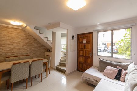 Sala de casa de condomínio à venda com 3 quartos, 74m² em Jardim Danfer, São Paulo