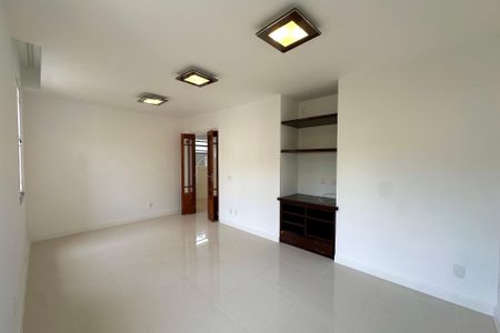 Casa para alugar com 4 quartos, 173m² em Santa Teresa, Rio de Janeiro