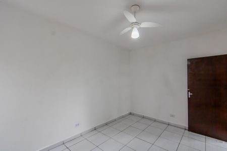 Quarto 1 de casa para alugar com 2 quartos, 70m² em Vila Paranaguá, São Paulo