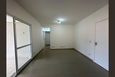 Sala de apartamento à venda com 3 quartos, 107m² em Empresarial 18 do Forte, Barueri