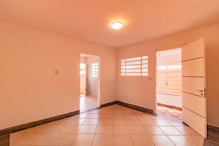 Sala de casa para alugar com 2 quartos, 80m² em Planalto Paulista, São Paulo