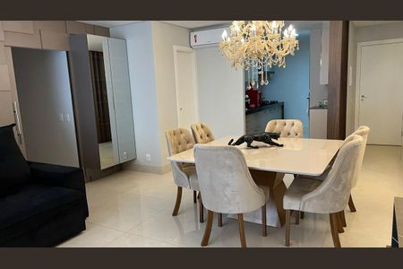 Sala de apartamento para alugar com 3 quartos, 108m² em Jardim Karaíba, Uberlândia