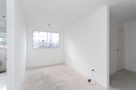 Sala de apartamento para alugar com 1 quarto, 42m² em Guaianases, São Paulo