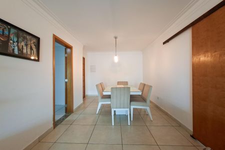 Sala de apartamento para alugar com 4 quartos, 160m² em Guilhermina, Praia Grande