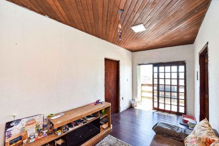 Sala de casa à venda com 3 quartos, 300m² em Santa Rosa de Lima, Porto Alegre