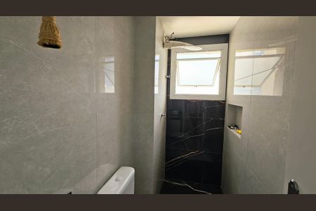 Banheiro de apartamento à venda com 2 quartos, 50m² em Jardim do Lago, Jundiaí