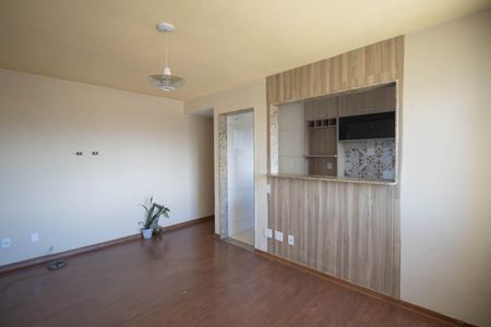 Sala de apartamento para alugar com 2 quartos, 50m² em Alcantara, São Gonçalo
