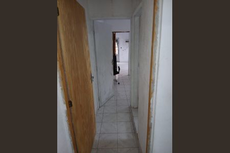 Corredor de casa à venda com 6 quartos, 240m² em Vila Uniao (zona Leste), São Paulo