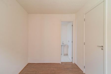 Suíte de apartamento para alugar com 1 quarto, 26m² em Parque Industrial Tomas Edson, São Paulo