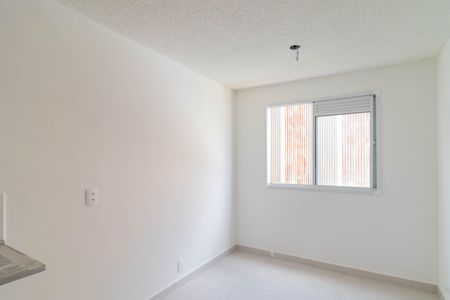 Sala de apartamento para alugar com 1 quarto, 26m² em Parque Industrial Tomas Edson, São Paulo